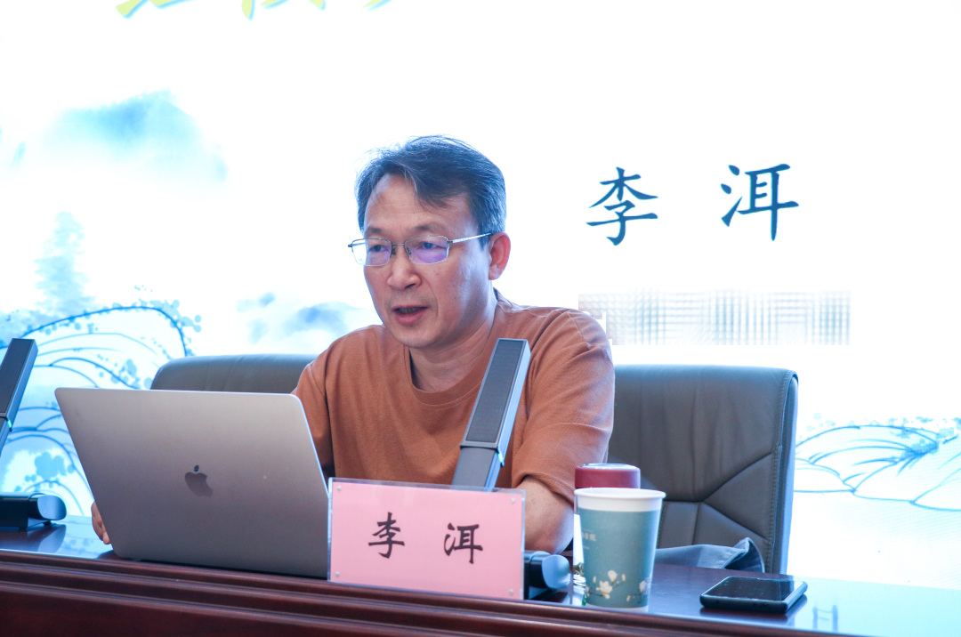 李洱.jpg